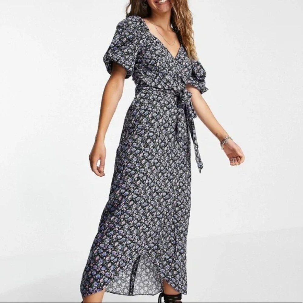 NWT Topshop wrap dress with puff sleeves in Floral print